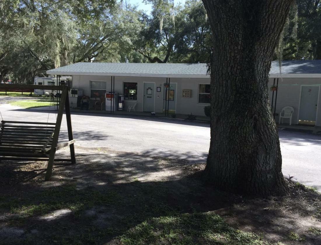 Cindy'S Motel & Rv Park Mayo Esterno foto